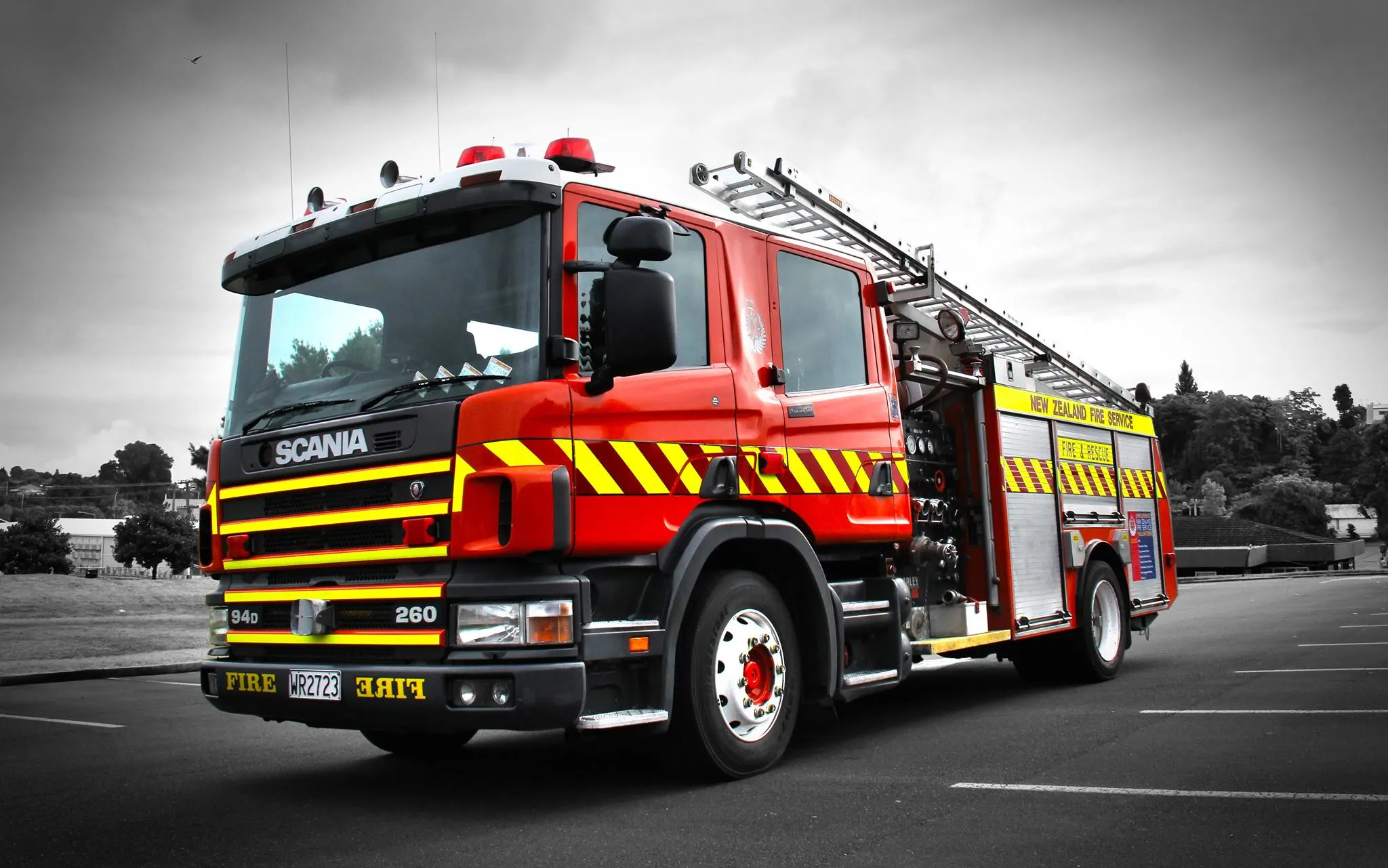A heavy rigid fire appliance